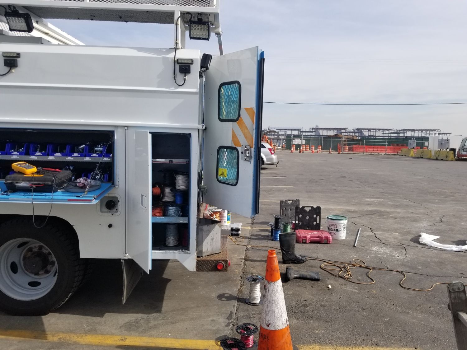 Underground Power for LAX Fuel Station